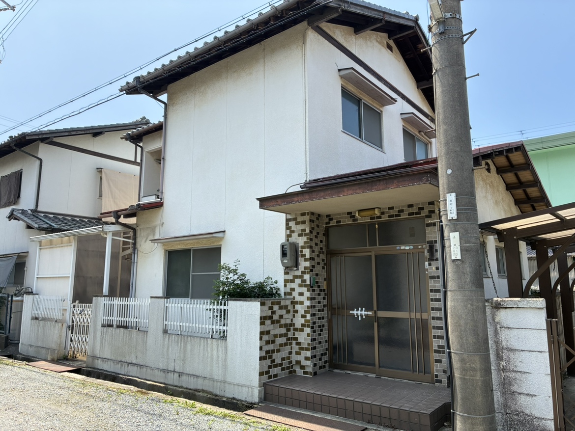 姫路市飾磨区高町1丁目 中古戸建て